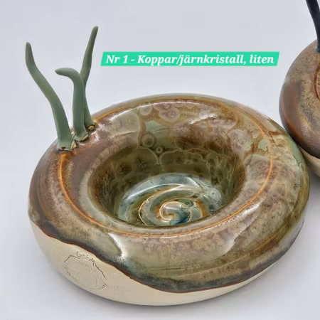 Ljusfat med Tomtenissar, små, Koppar-Järn kristallglasyr