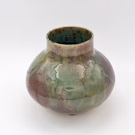 Vas med Koppar-Järn kristallglasyr, ca 17 cm