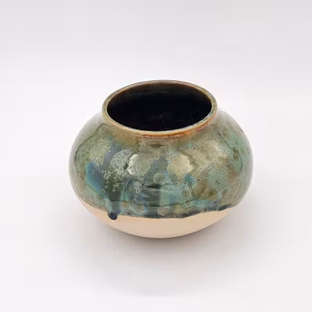 Vas med Koppar-Järn kristallglasyr, 11 cm