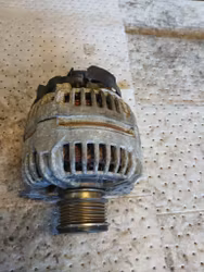 ALTERNATOR GENERATOR VW GOLF V