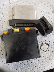 DATABOX MED NYCKLAR OCH FUSE BOX MB 05-11