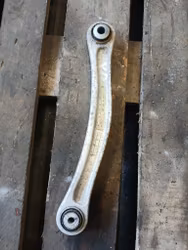 Bärarm bak vw Touareg 11-18
