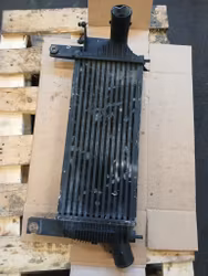 Laddluft intercooler kyl Nissan navara 05-16