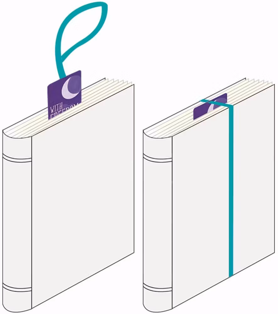 Vackert bokmärke - A booklover never goes to bed alone (Fraktfritt)