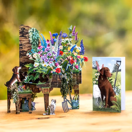 Magiskt, utvikbart gratulationskort - Blomstrande piano (Fraktfritt)