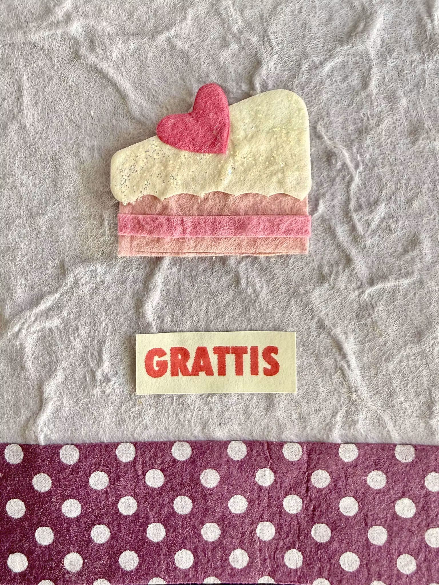 Litet, handgjort kort med kuvert - Tårtbiten (Fraktfritt)