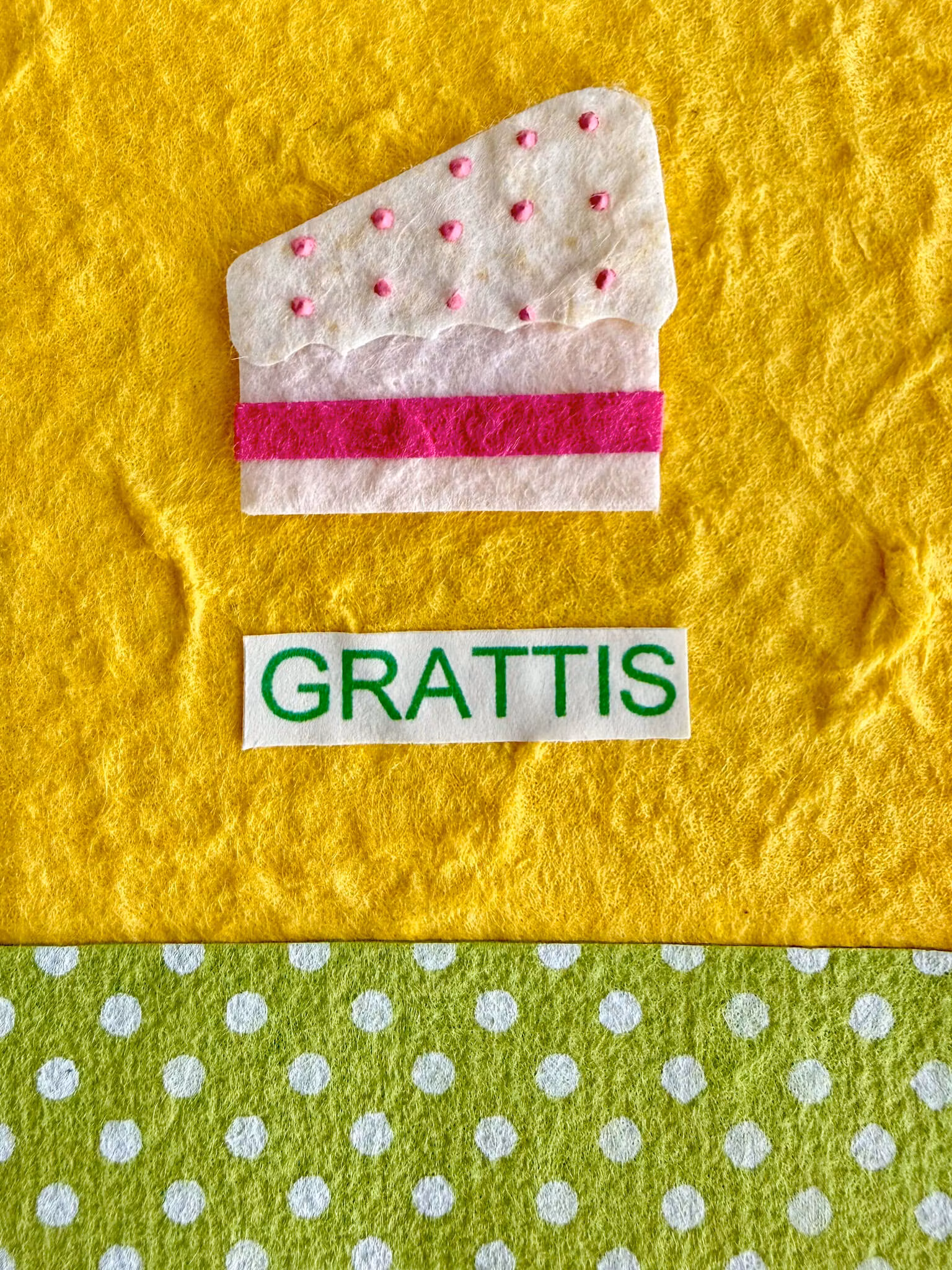 Litet, handgjort kort med kuvert - Tårtan (Fraktfritt)