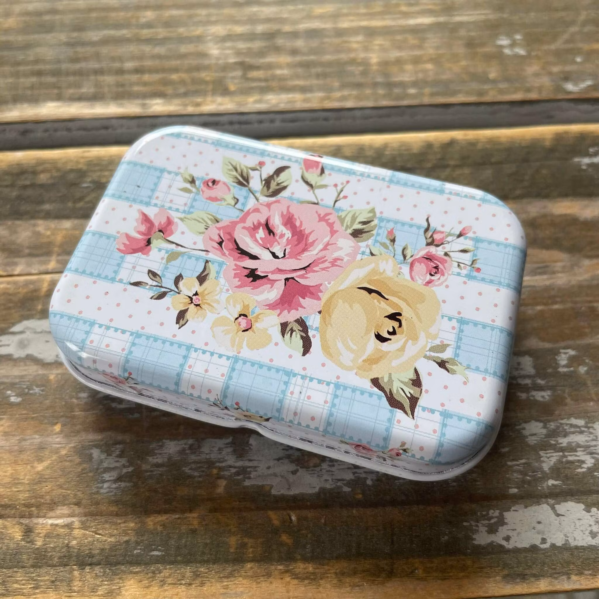 Små burkar med blommor (många olika att välja bland)