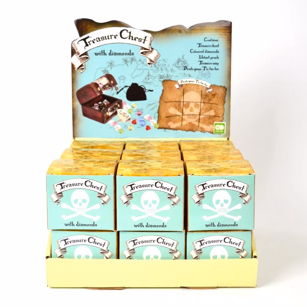 Vacker kista full med diamanter