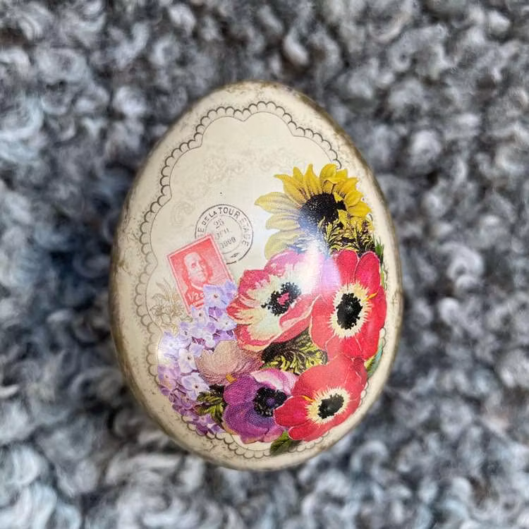 Påskägg (plåt) - Vintage - 6,5 cm (olika motiv att välja bland)