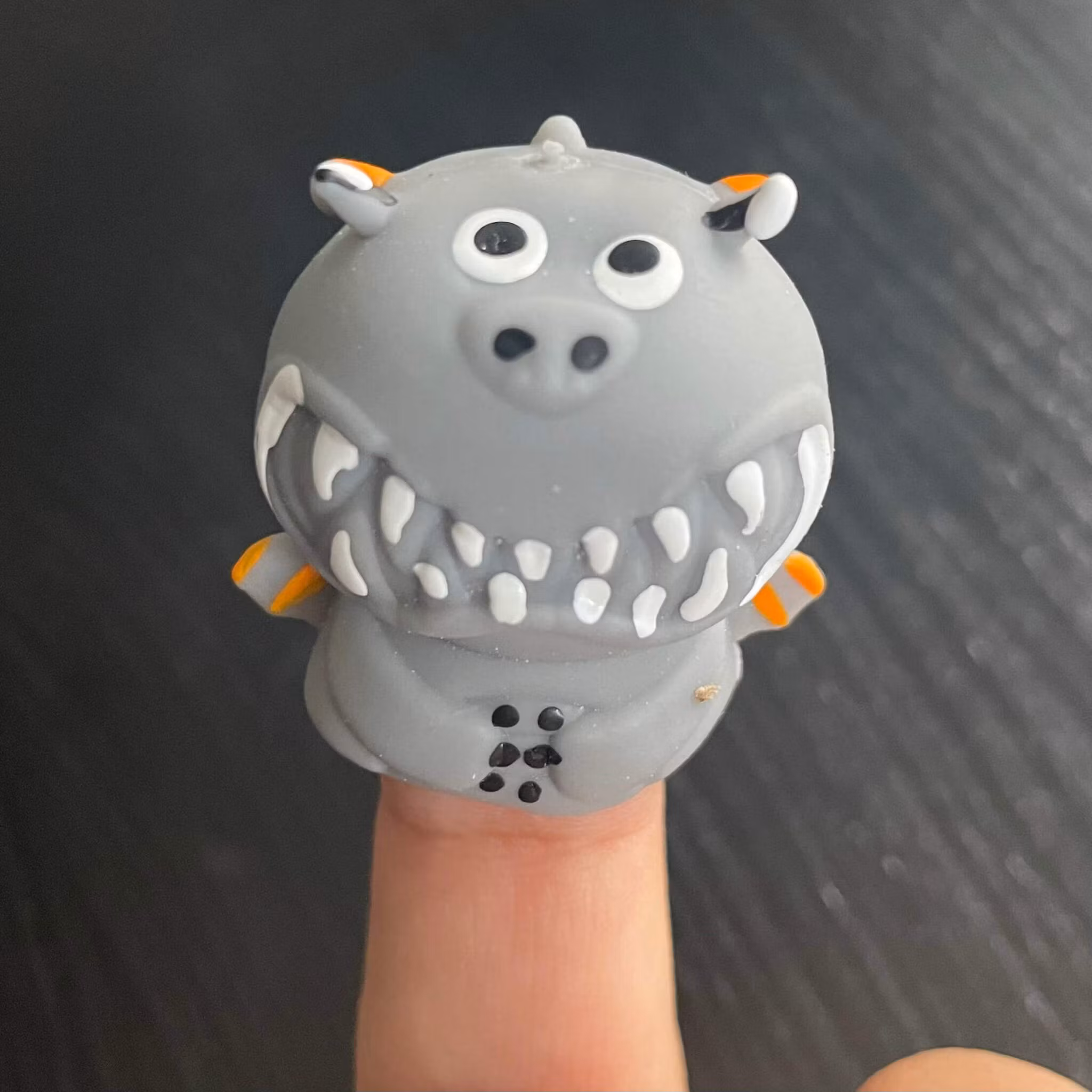 Fingerdockor - Små monster