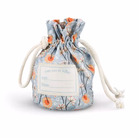 Vacker kulpåse med 55 stycken glaskulor