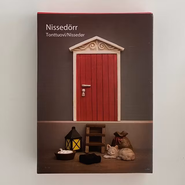 Fin dörr och tillbehör till Nisse