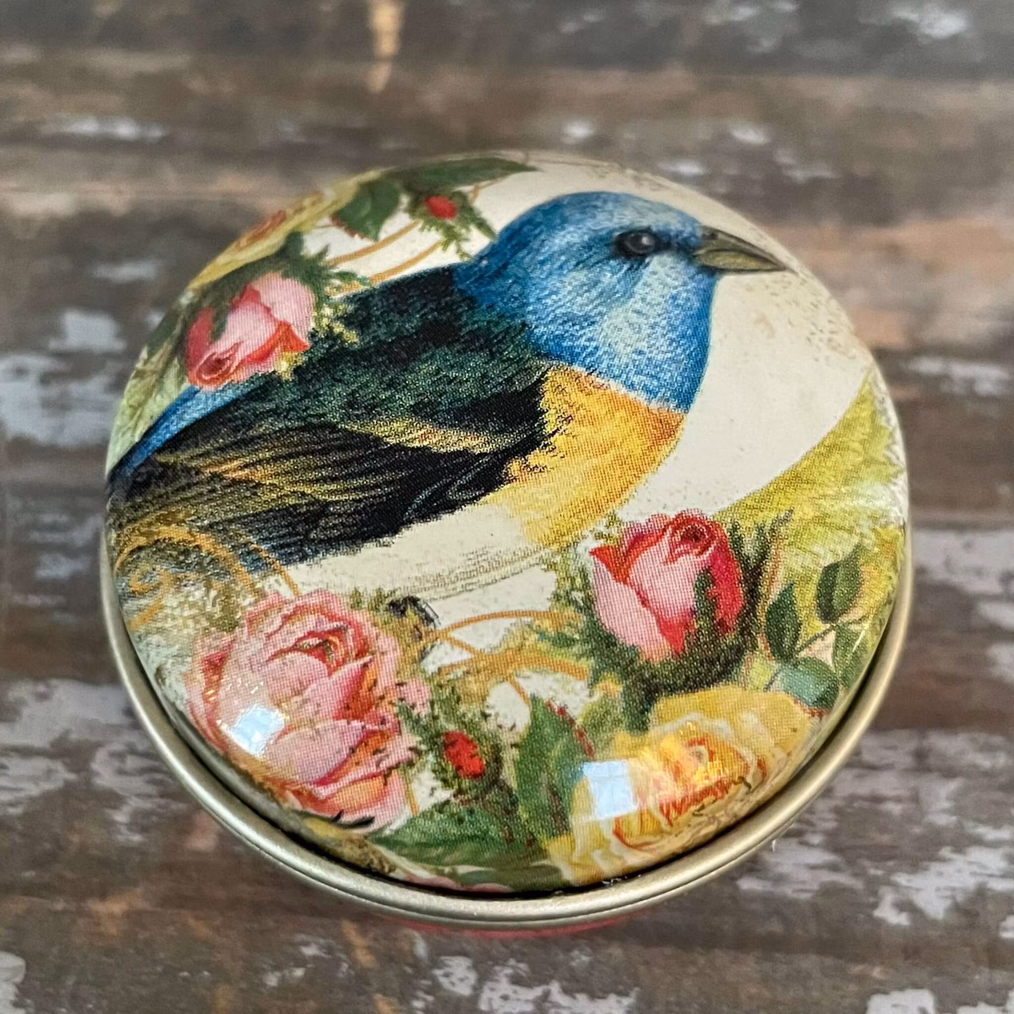 Små runda pillerburkar - Nostalgi (Flera att välja bland)