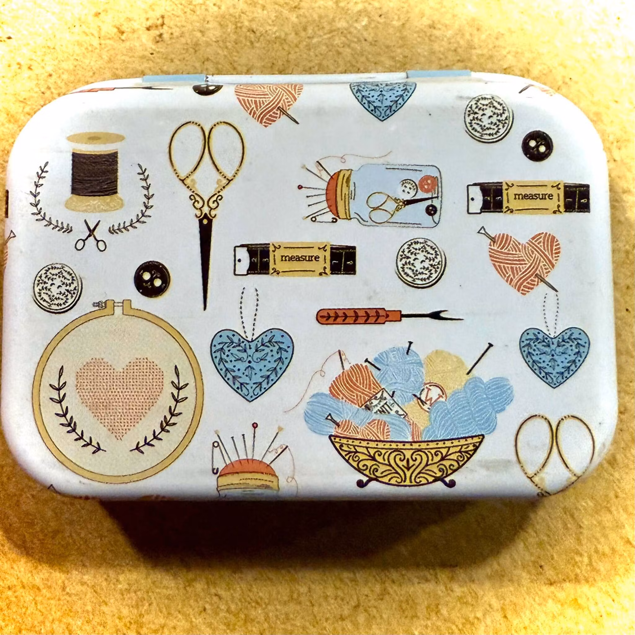 Små burkar - Sytillbehör (välj själv vilken du vill ha)