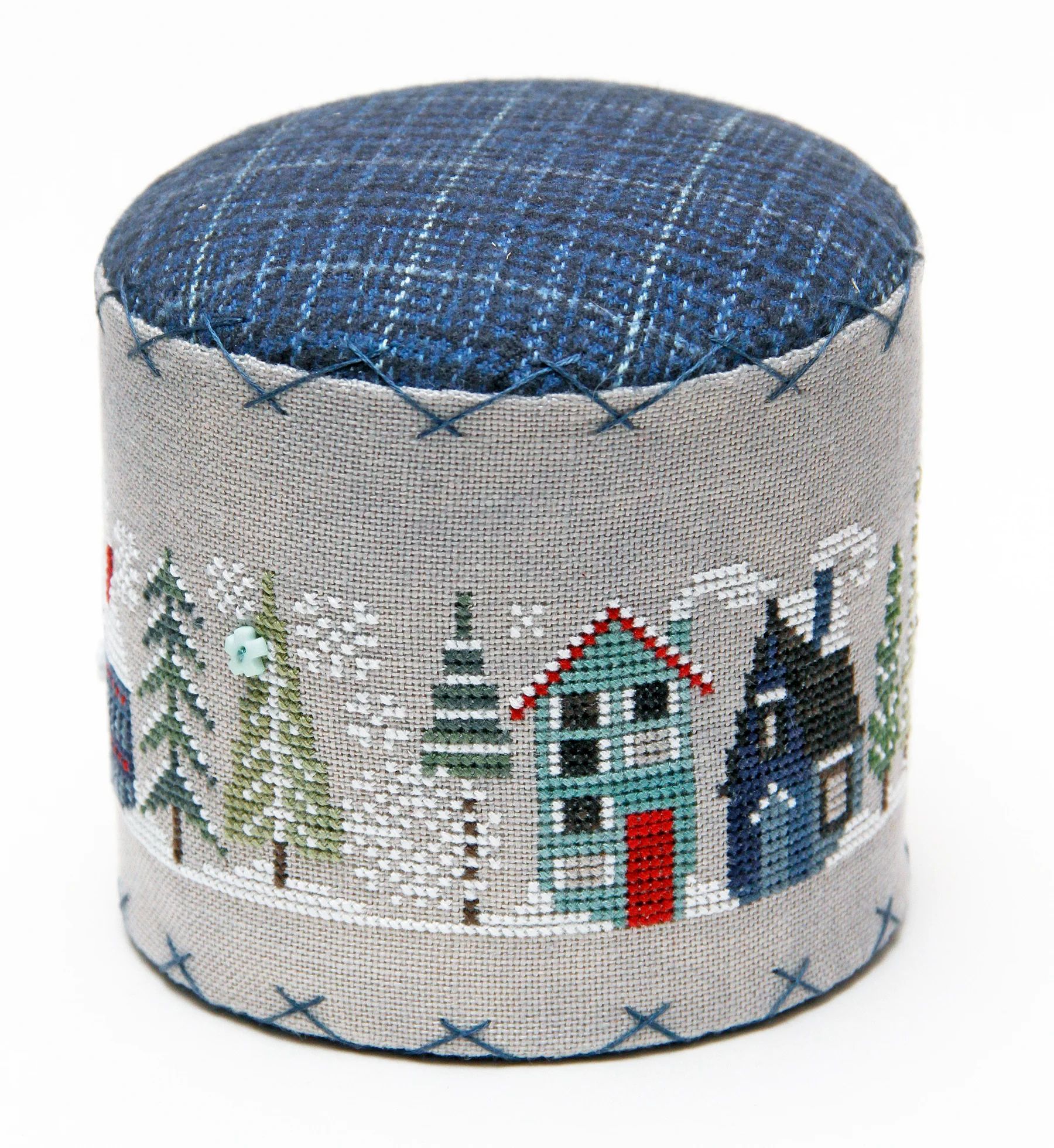 Frosty Tiny Town - Heart in Hand