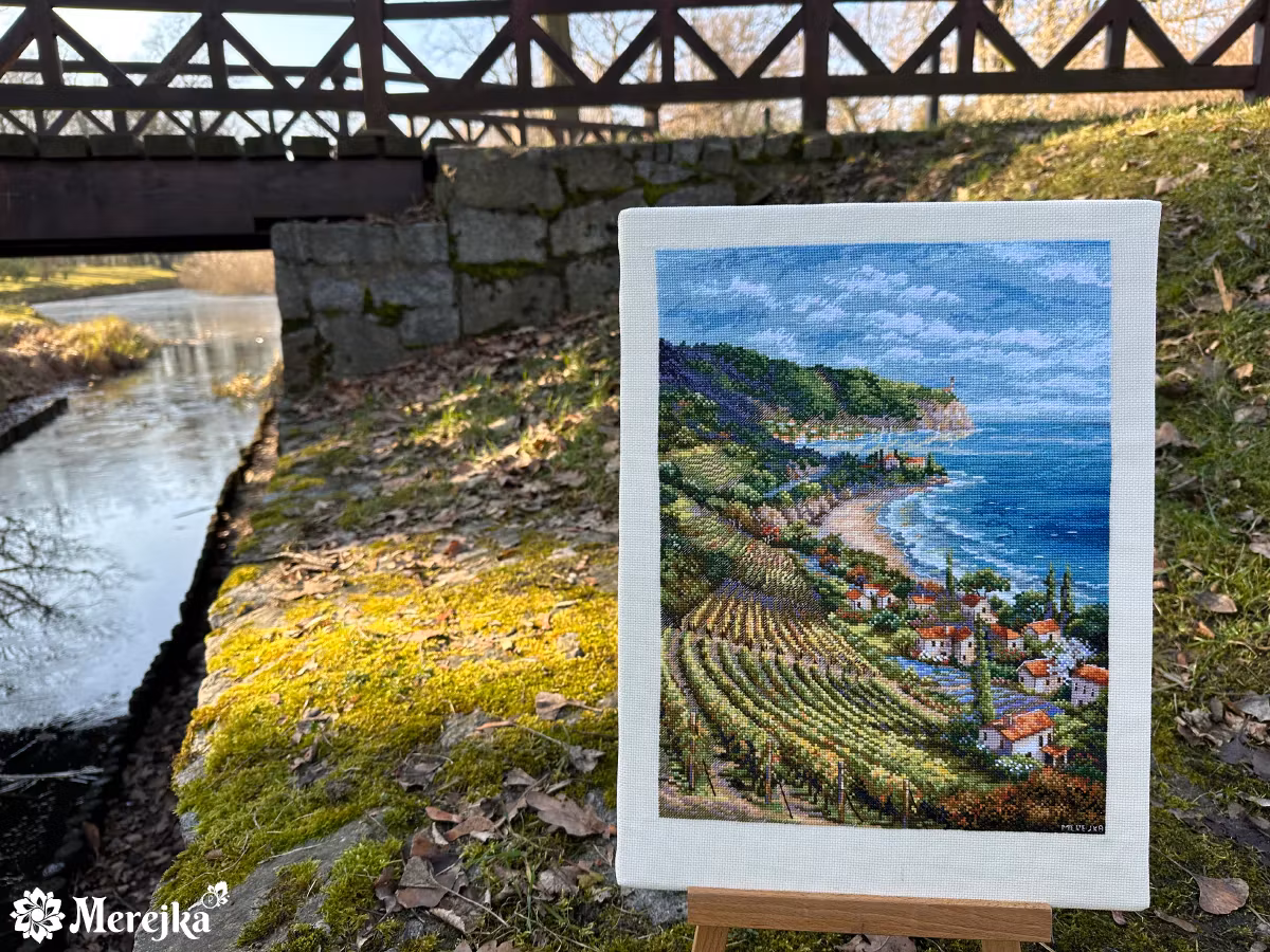 Merejka - Coastline View