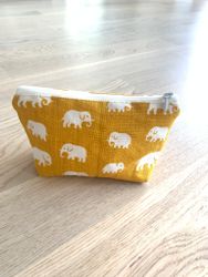NECESSÄR M, Elefant gul, Svenskt Tenn