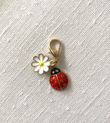 NYCKELRING Lycka, 🐞 + 🌸