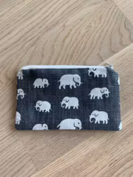 CLUTCH-VÄSKA S, Elefant grå, Svenskt Tenn