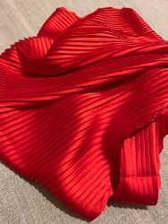 Scarf röd, plisserad
