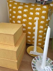 Kuddfodral Elefant, gul - Svenskt Tenn