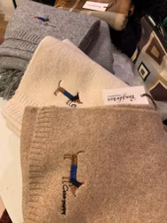 Stickad halsduk, Cute Puppy - vintervit