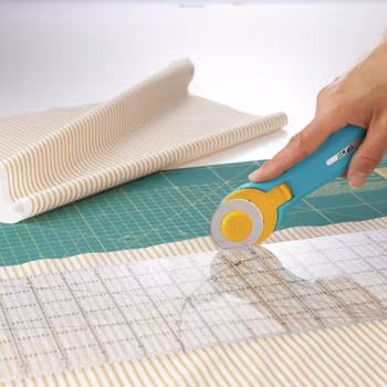 Non-slip Ruler, 6*24 inch. OLFA   Selges ikke til Norge