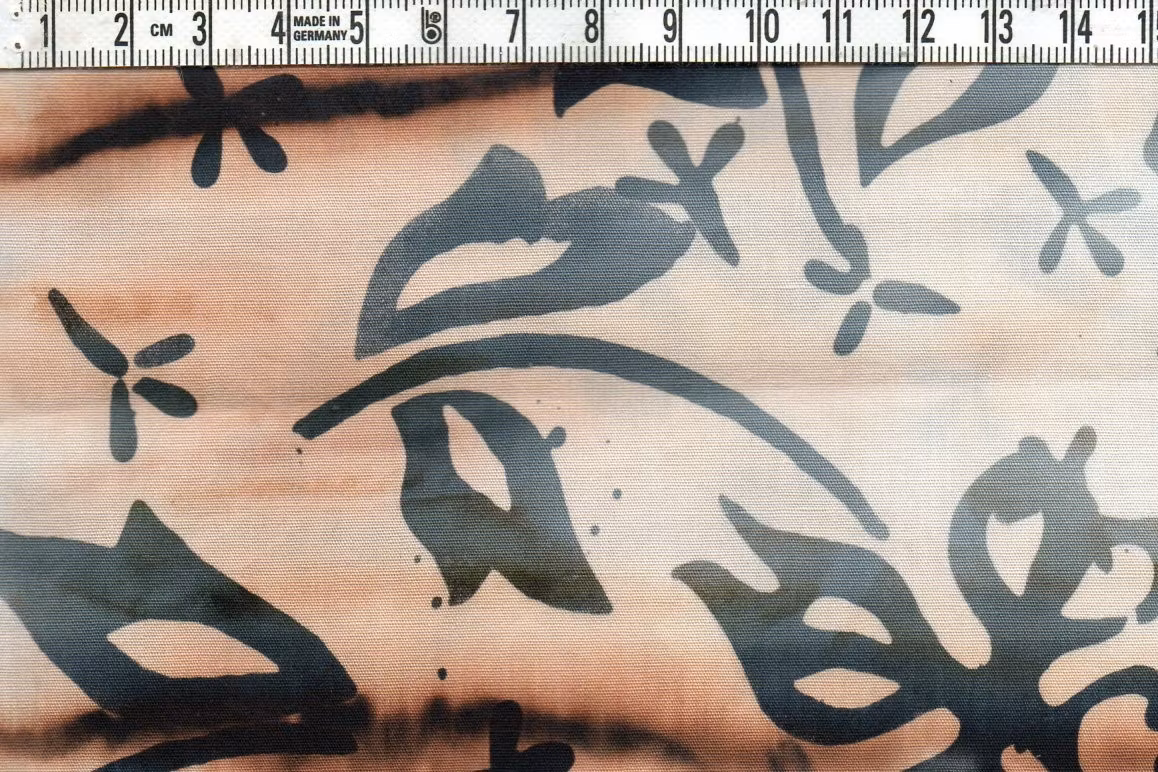 Unikt batiktyg i både färger och utförande. Batik bomull