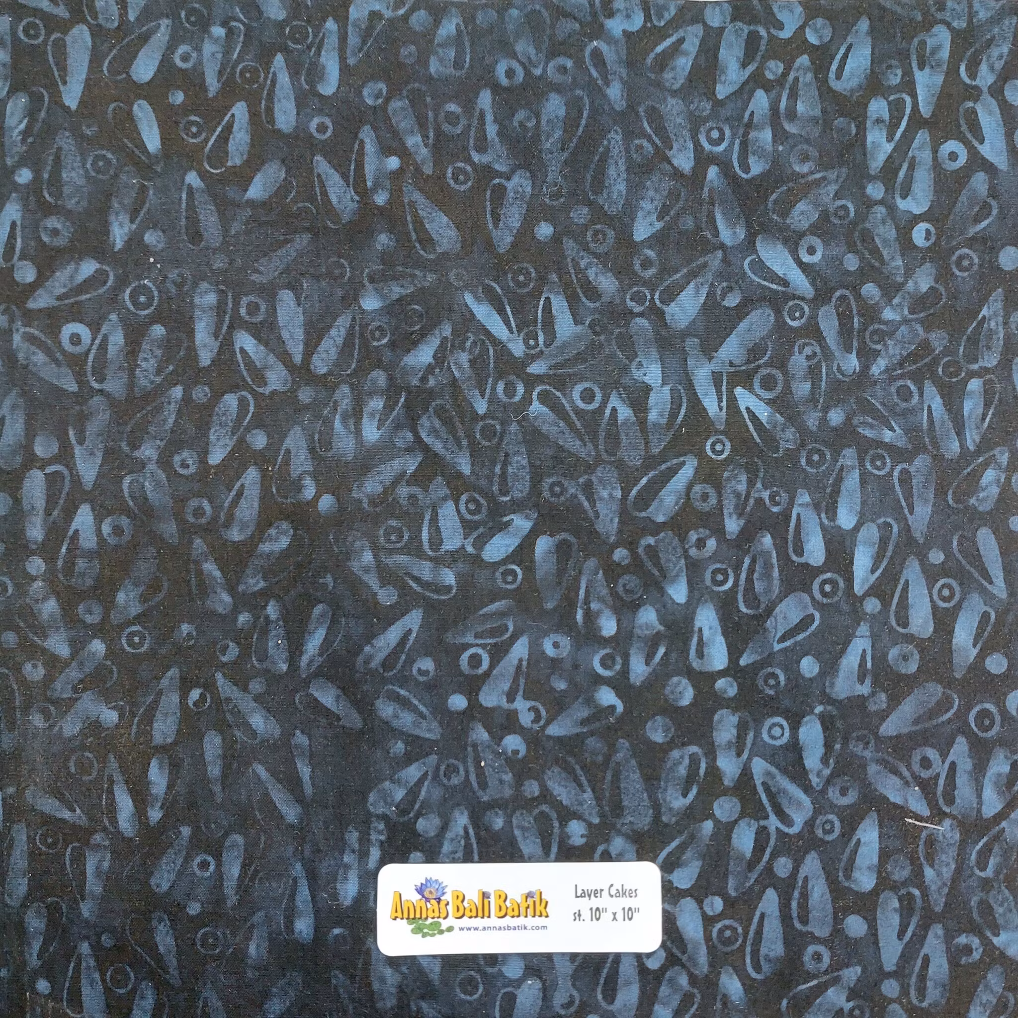 Layer Cakes Midnight Special nr 1.   40 st. 20 olika tyger. 10x10 inch