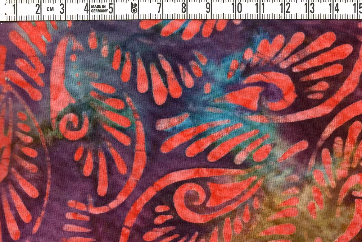 Många färger, mycket mönster. Batik bomull 110 cm