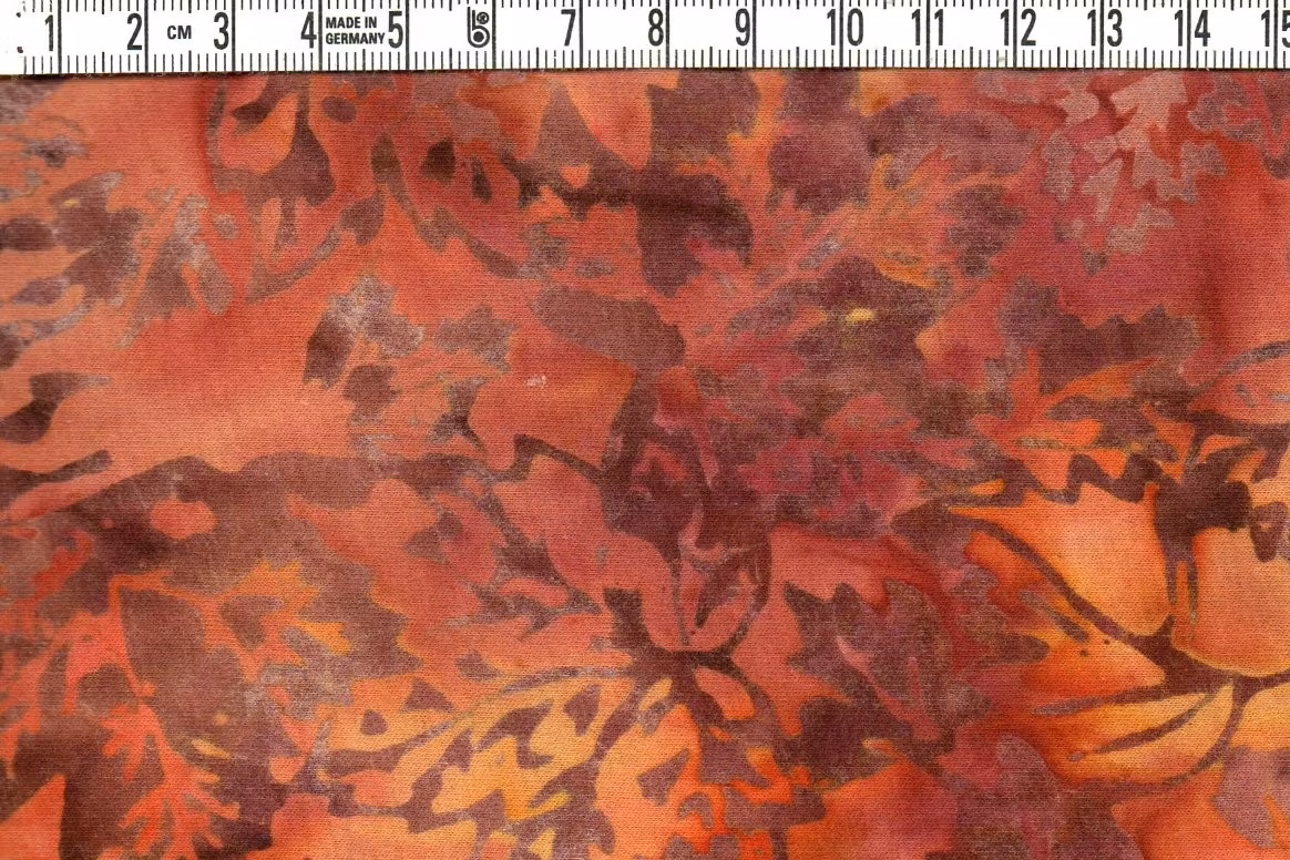 Höstfärger och höstlöv. Trikå 100% bomull. Bredd 135 cm