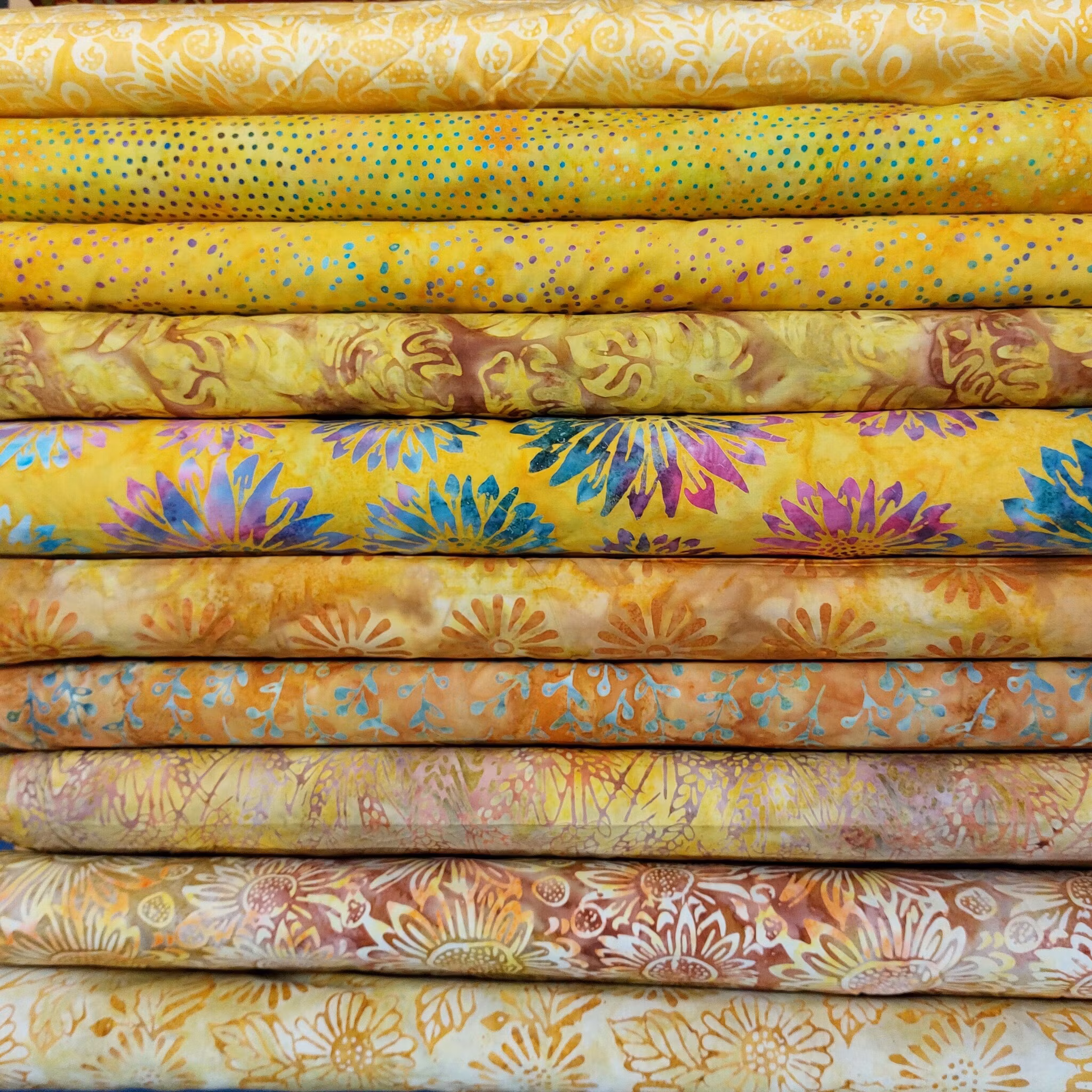 Fat Quarter Bundle+  "Sahara Sunset"  10 olika tyger.