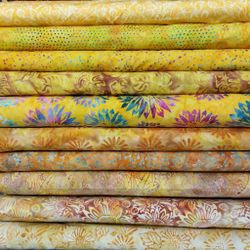 Fat Quarter Bundle+  "Sahara Sunset"  10 olika tyger.
