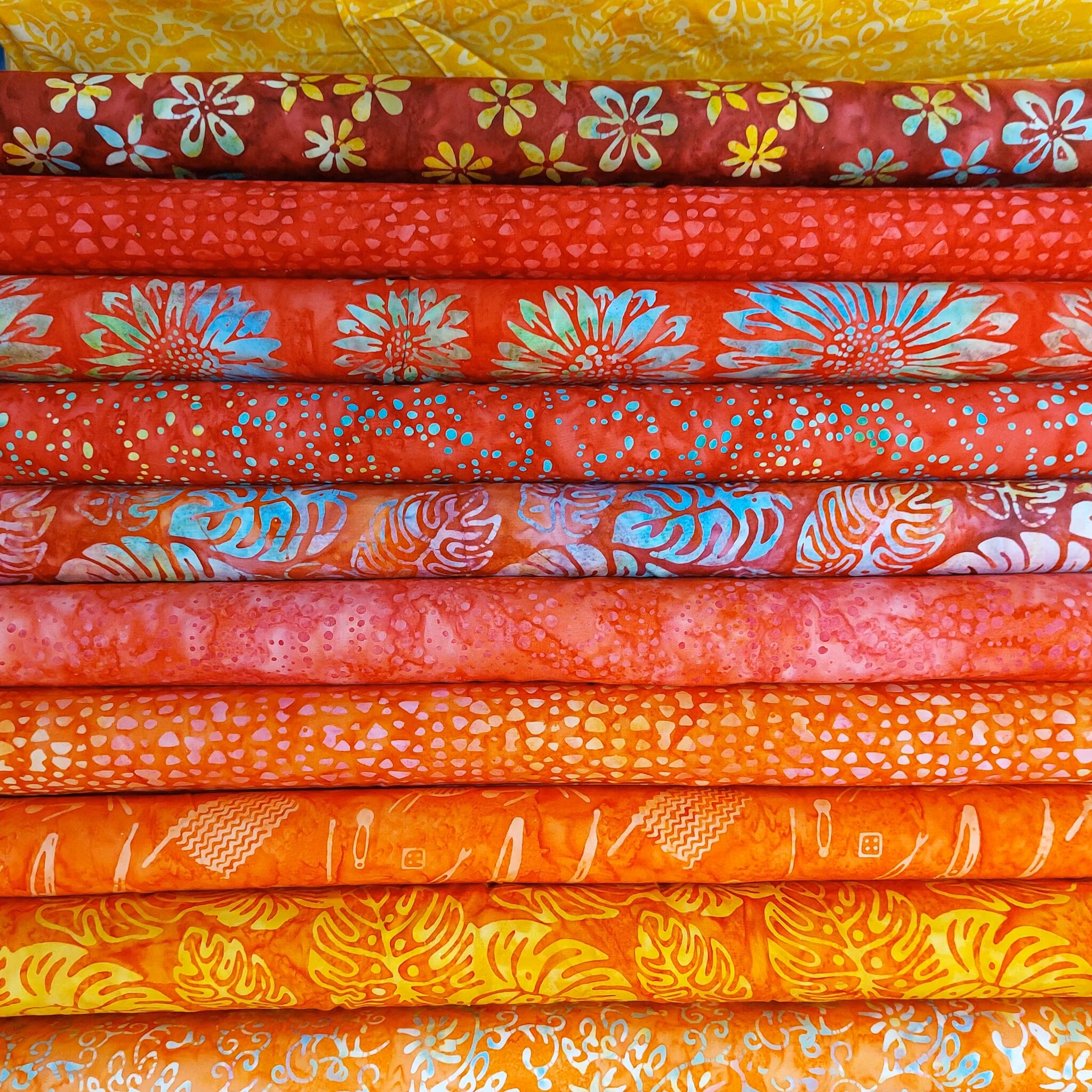 Fat Quarter Bundle+  "Papaya Special"  10 olika tyger.
