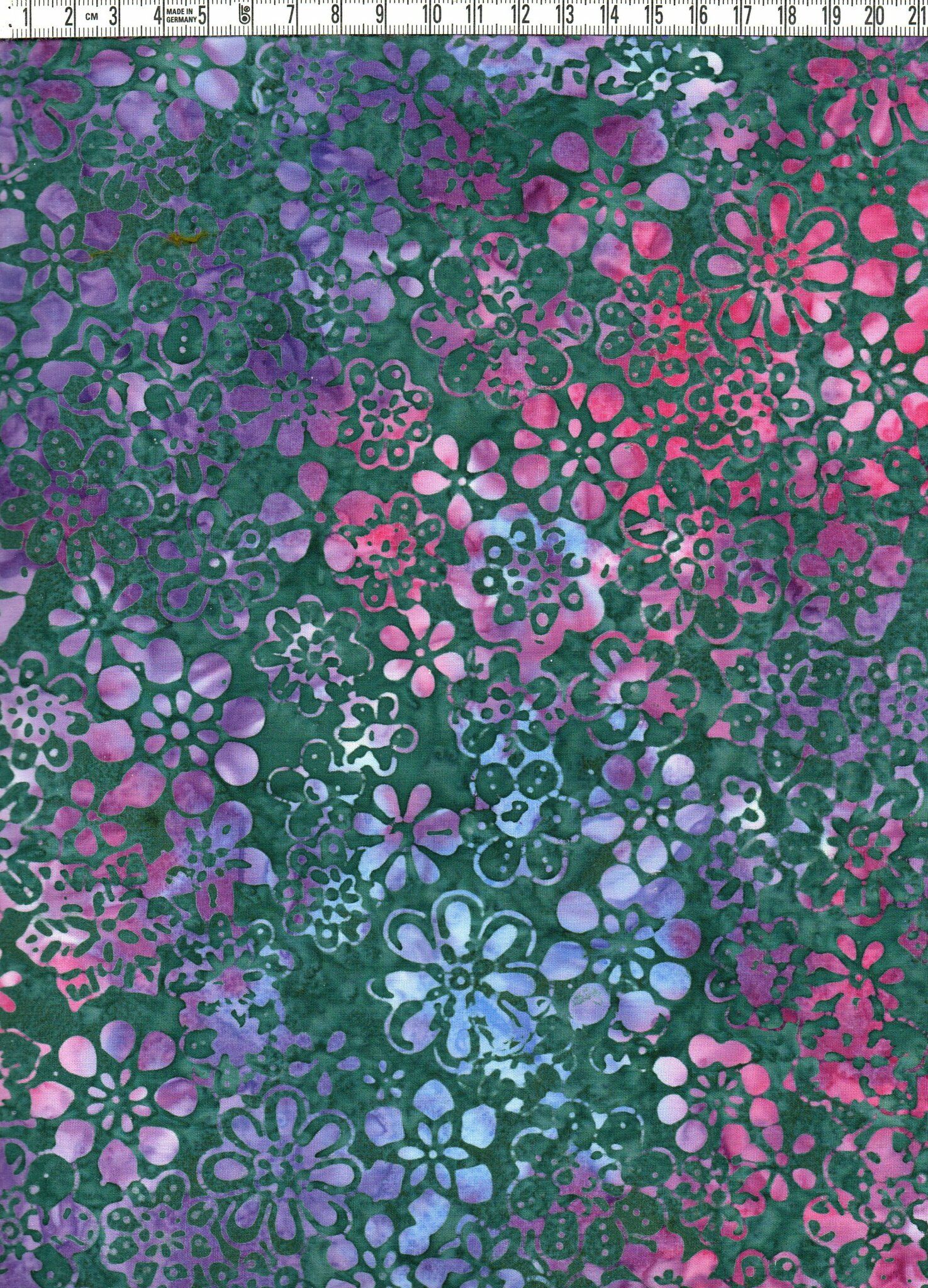 Små fina blommor och fylliga färger. Batik bomull 110 cm