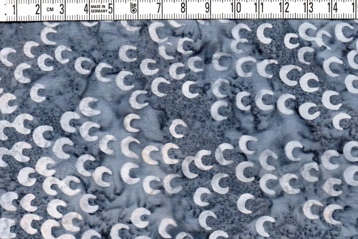 Midnight Special serien 20 tyger. Batik bomull 110 cm