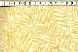 Mönstrad i Gulbeige och Creme – Batik Bomull 110 cm bred