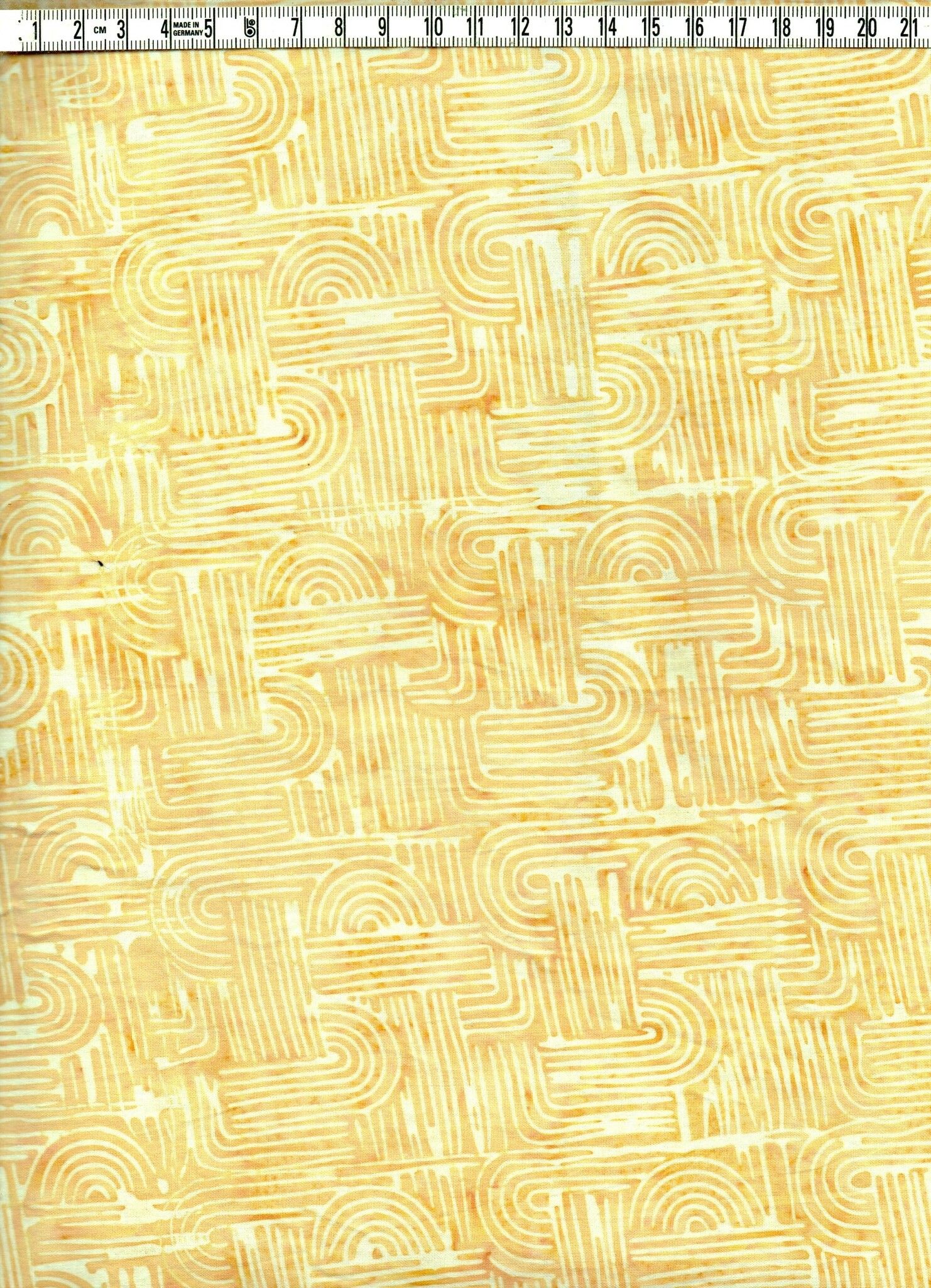 Mönstrad i Gulbeige och Creme – Batik Bomull 110 cm bred
