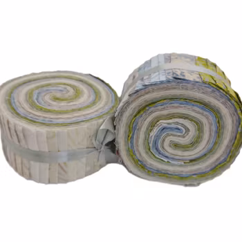 Nature Whisper. Batikrulle med 40 st 2,5 inch remsor. Grå, beige & grön