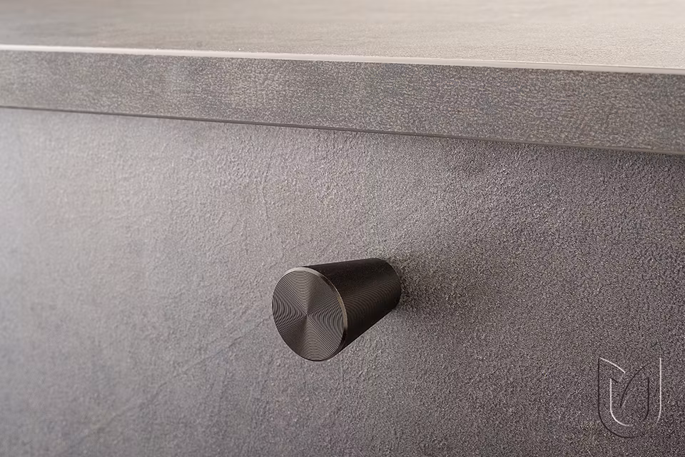 Conic knopp