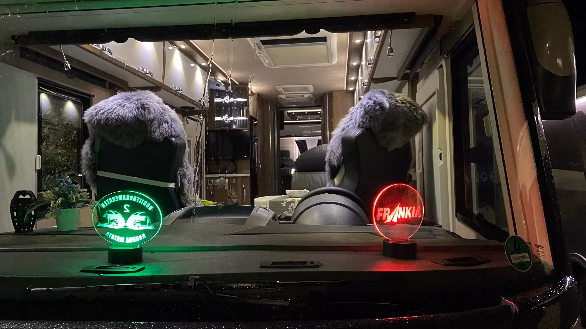 Ekstra plate til led lampe