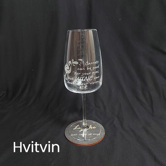 Vinglass med gravering- Gavepakke
