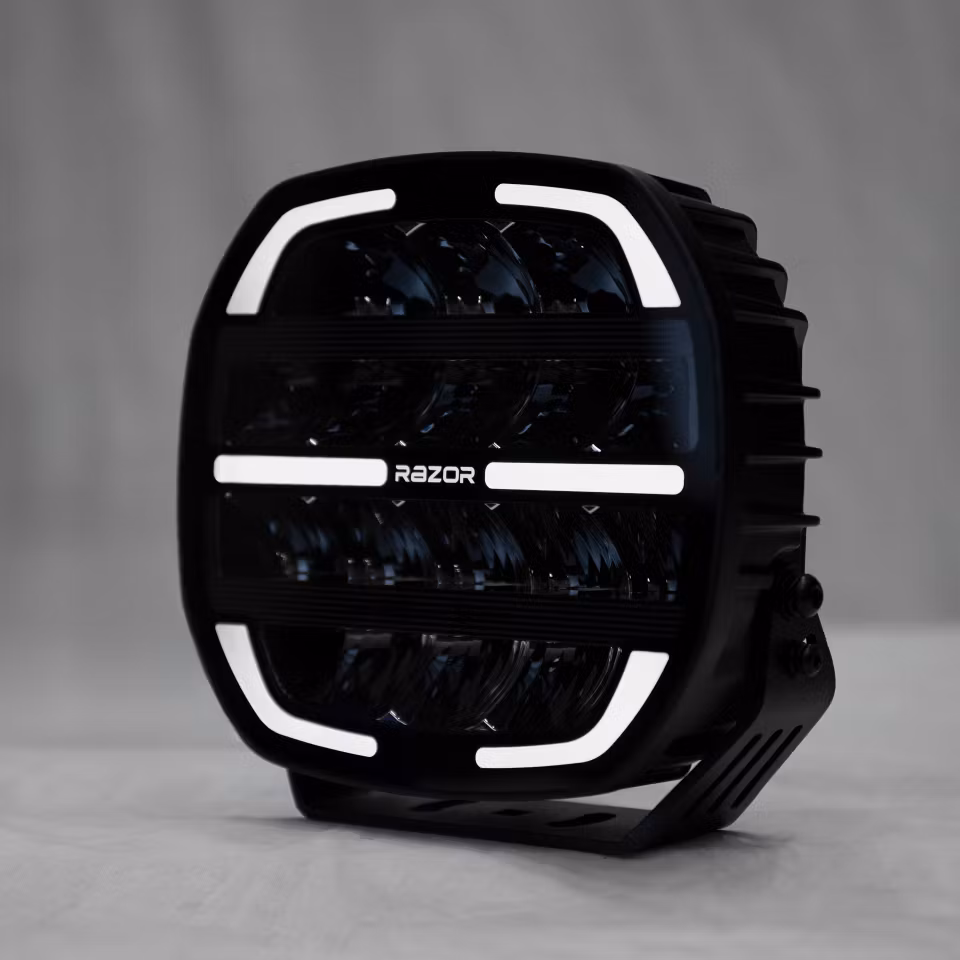 Extraljuspaket 4 st Razor Dragon med fäste och kablage