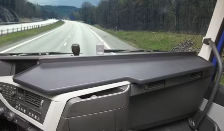 Helt bord svart Marlen Volvo FH 4 13-Feb/21