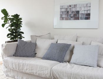 Kuddfodral återvunnen textil, grå/vit