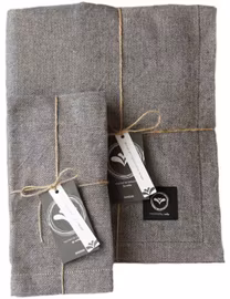 Bordsduk brun av återvunnen textil