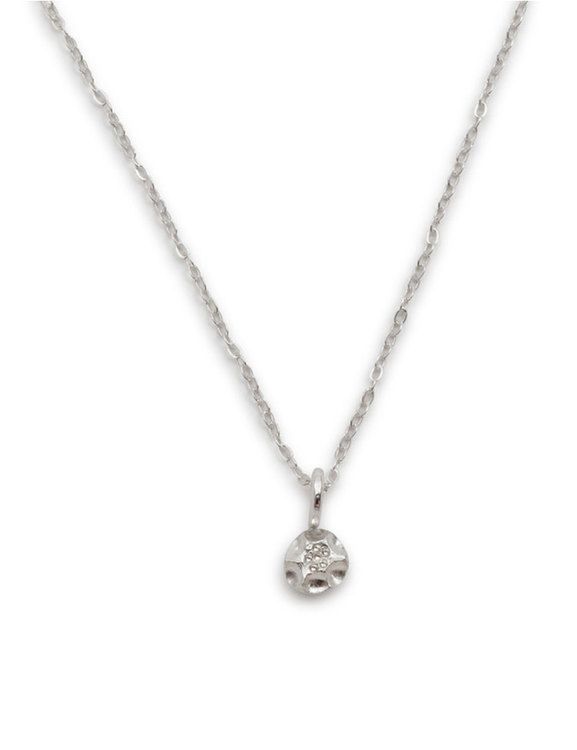 Halsband med liten berlock, återvunnet silver