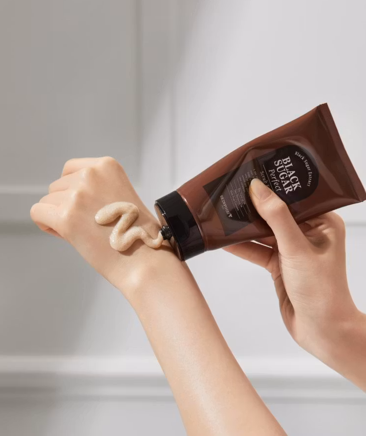 SKINFOOD Black Sugar Perfect Scrub Foam