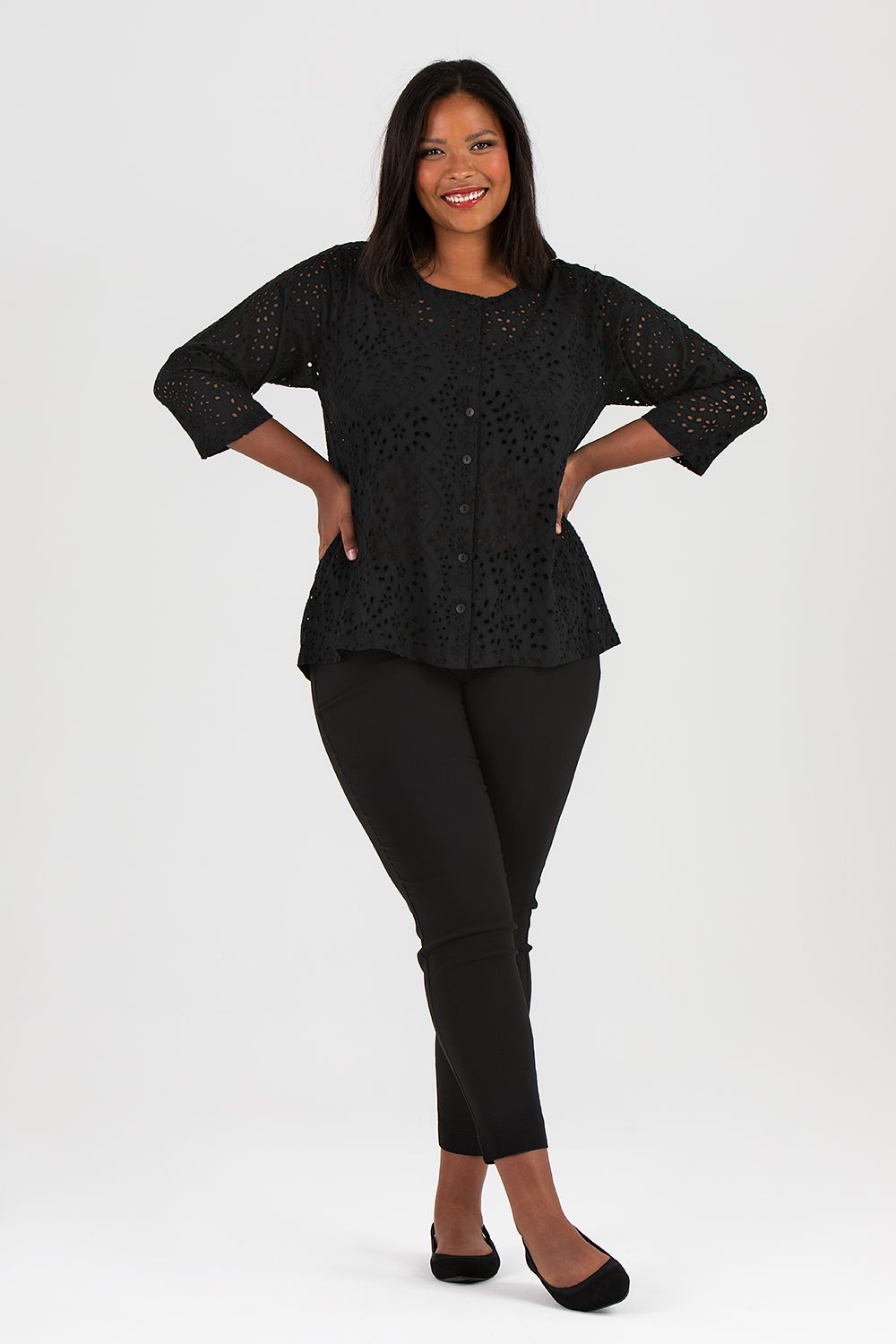 Nio blouse black embroidery